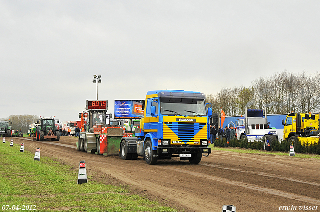 07-04-2012 155-border zaterdag 7 april  Oud Gastel  