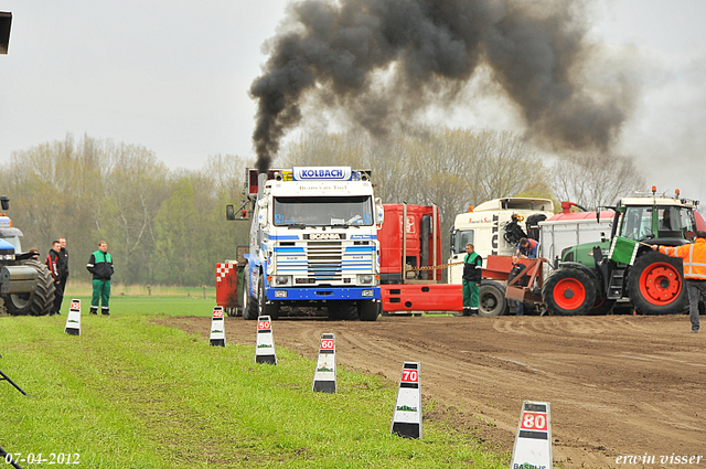 07-04-2012 186-border zaterdag 7 april  Oud Gastel  