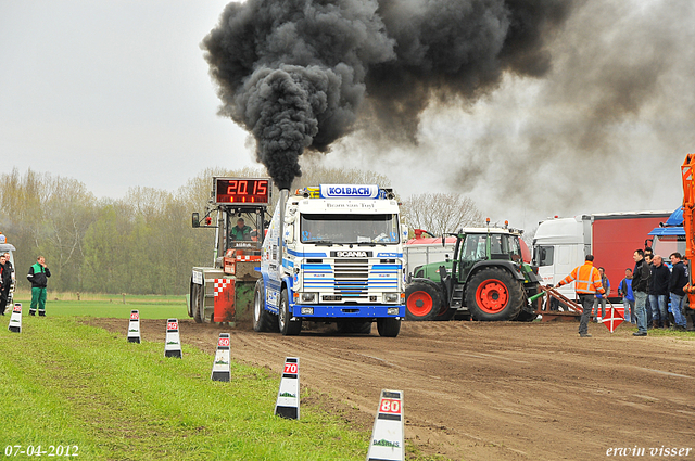 07-04-2012 188-border zaterdag 7 april  Oud Gastel  