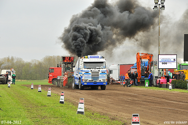 07-04-2012 189-border zaterdag 7 april  Oud Gastel  