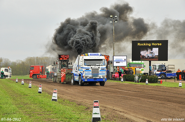 07-04-2012 190-border zaterdag 7 april  Oud Gastel  