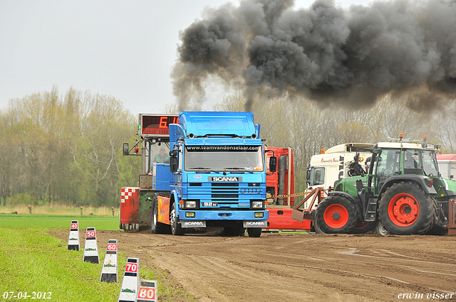 07-04-2012 200-border zaterdag 7 april  Oud Gastel  