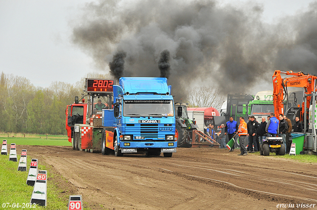 07-04-2012 203-border zaterdag 7 april  Oud Gastel  