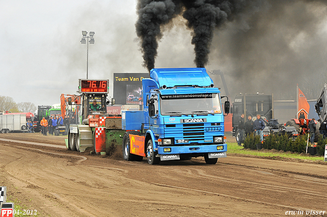 07-04-2012 208-border zaterdag 7 april  Oud Gastel  