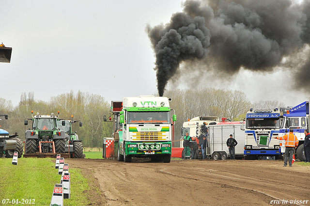 07-04-2012 215-border zaterdag 7 april  Oud Gastel  