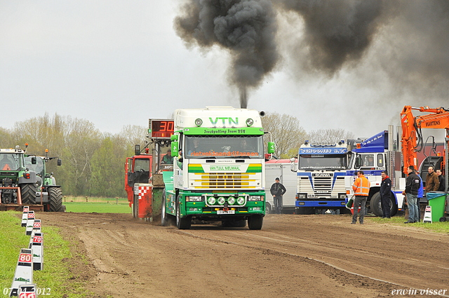 07-04-2012 216-border zaterdag 7 april  Oud Gastel  