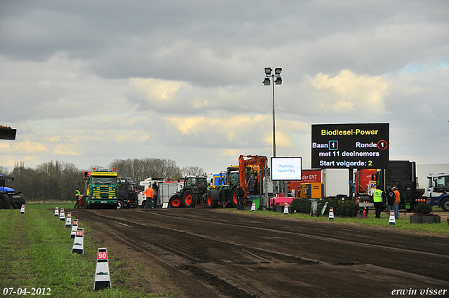 07-04-2012 229-border zaterdag 7 april  Oud Gastel  