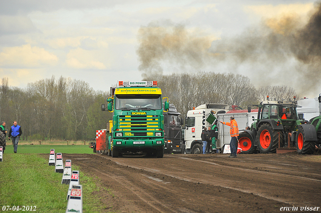 07-04-2012 232-border zaterdag 7 april  Oud Gastel  