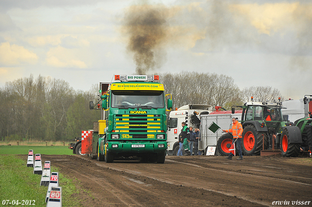 07-04-2012 233-border zaterdag 7 april  Oud Gastel  