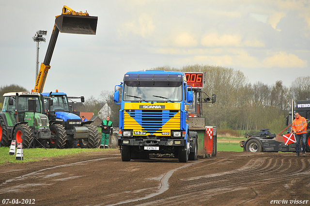 07-04-2012 249-border zaterdag 7 april  Oud Gastel  