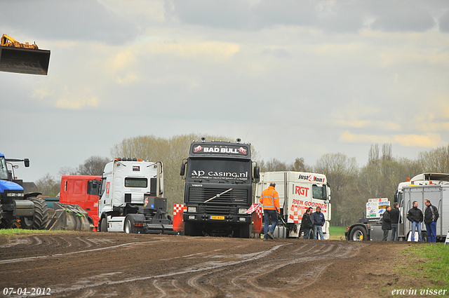 07-04-2012 272-border zaterdag 7 april  Oud Gastel  