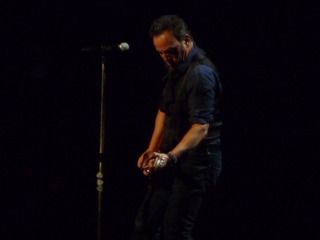 P1140665 Bruce Springsteen - Izod - 04-03-2012