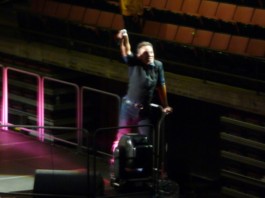 P1140699 Bruce Springsteen - Izod - 04-03-2012