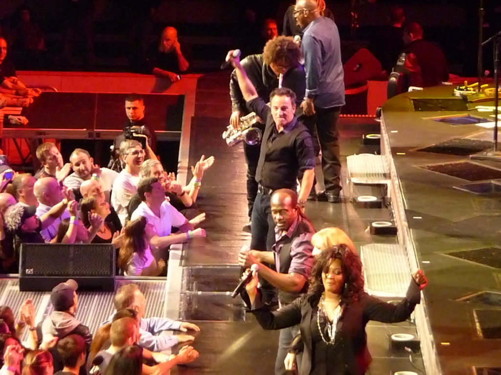 P1140745 Bruce Springsteen - Izod - 04-03-2012