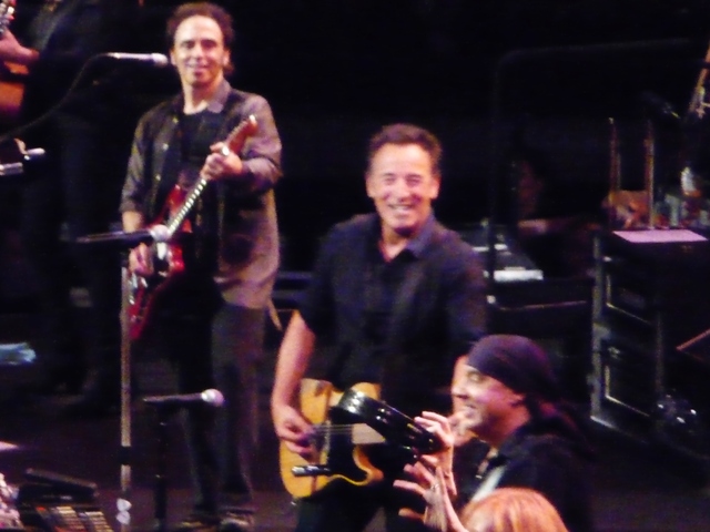 P1140781 Bruce Springsteen - Izod - 04-03-2012