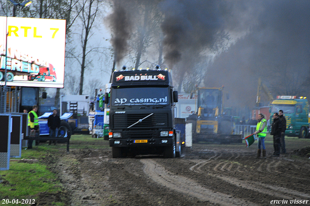 20-04-2012. 151-border 20-04-2012 Herwijnen