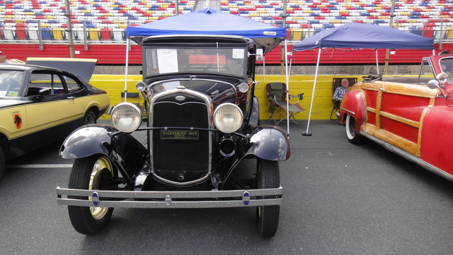 DSC00964 Charlotte Auto Fair 2010