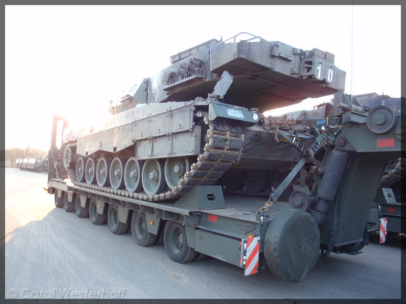 P1276320-BorderMaker - 