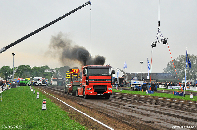 28-04-2012. 208-border Leende 28-4-2012