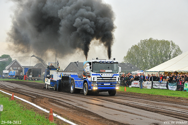 28-04-2012. 241-border Leende 28-4-2012