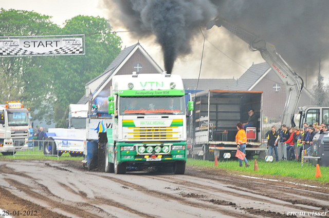 28-04-2012. 265-border Leende 28-4-2012