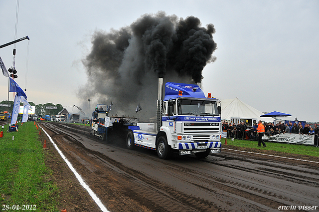 28-04-2012. 324-border Leende 28-4-2012