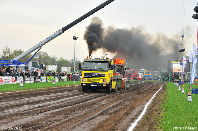 28-04-2012. 329-border Leende 28-4-2012