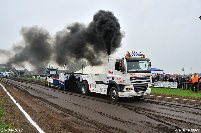 28-04-2012. 352-border Leende 28-4-2012