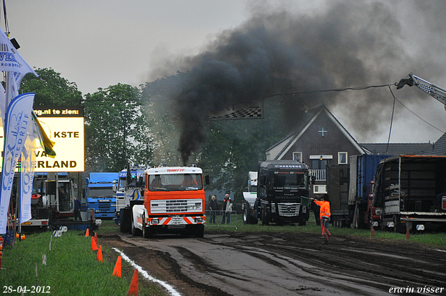 28-04-2012. 394-border Leende 28-4-2012