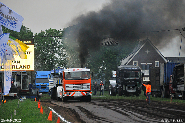 28-04-2012. 395-border Leende 28-4-2012