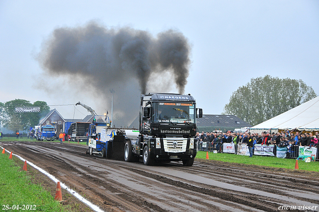 28-04-2012. 420-border Leende 28-4-2012