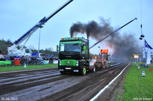 28-04-2012. 525-border Leende 28-4-2012