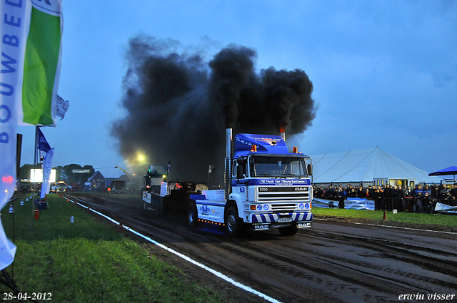 28-04-2012. 559-border Leende 28-4-2012