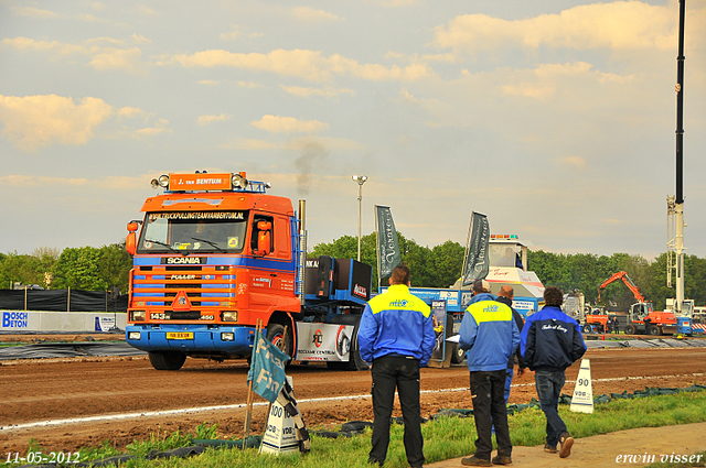 12-05-2012 015-border Stroe 11-05-2012