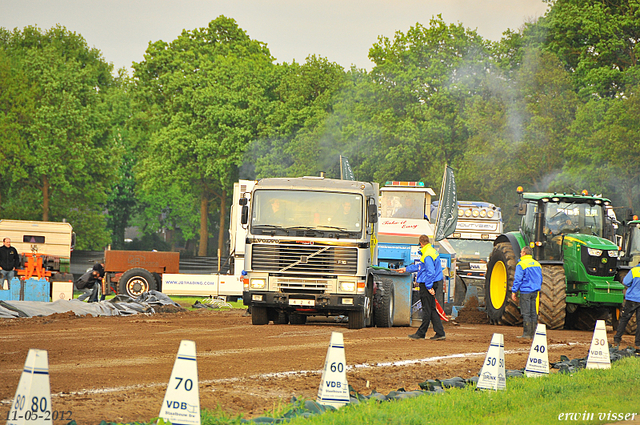 12-05-2012 022-border Stroe 11-05-2012