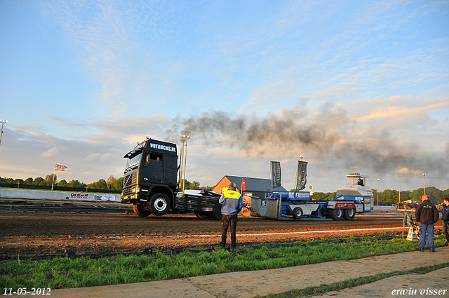 12-05-2012 081-border Stroe 11-05-2012