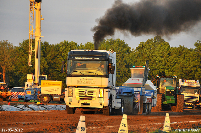 12-05-2012 101-border Stroe 11-05-2012