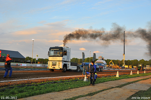 12-05-2012 106-border Stroe 11-05-2012