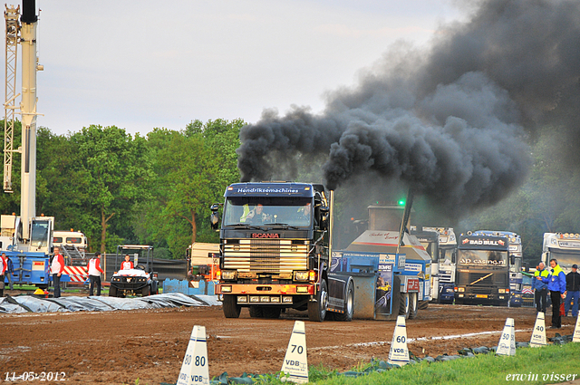 12-05-2012 120-border Stroe 11-05-2012