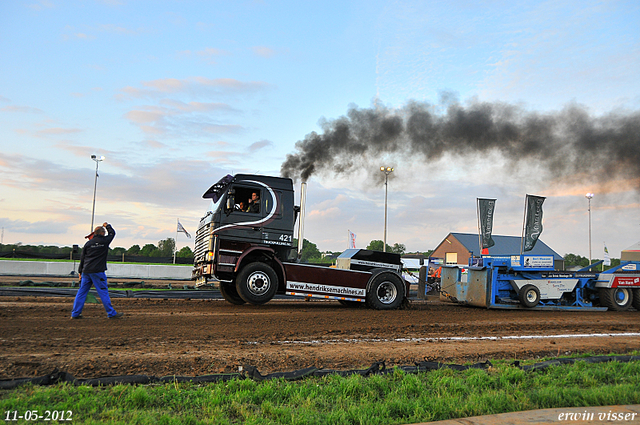 12-05-2012 134-border Stroe 11-05-2012