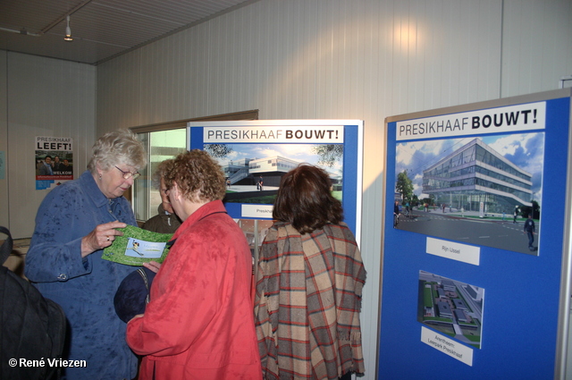 Â© RenÃ© Vriezen 2008-06-15 #0154 Feestelijke oplevering BuurtBanken Presikhaaf zo 15-06-2008