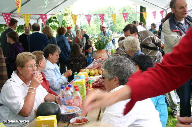 Â© RenÃ© Vriezen 2008-06-15 #0305 Feestelijke oplevering BuurtBanken Presikhaaf zo 15-06-2008