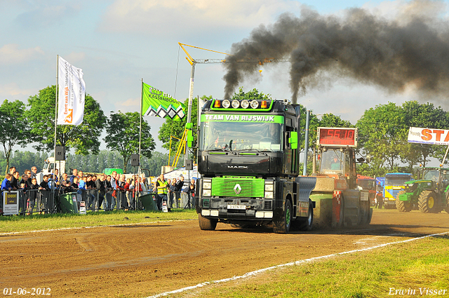 01-06-2012 064-border 01-06-2012 Nederhemert