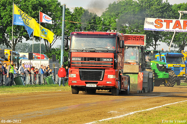 01-06-2012 091-border 01-06-2012 Nederhemert