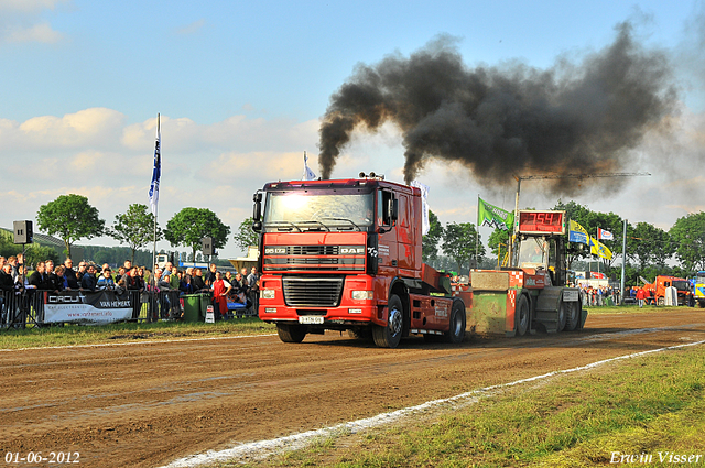 01-06-2012 095-border 01-06-2012 Nederhemert