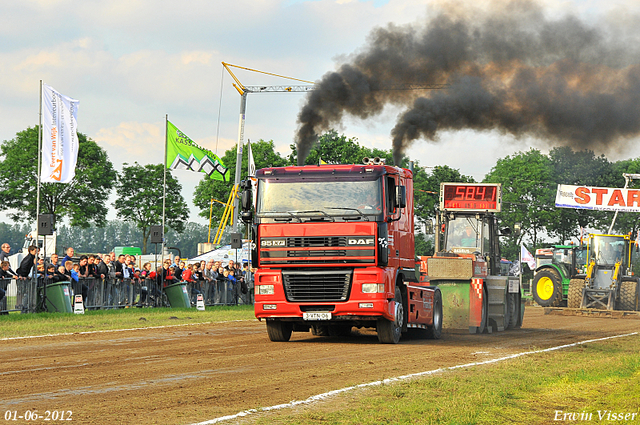 01-06-2012 120-border 01-06-2012 Nederhemert