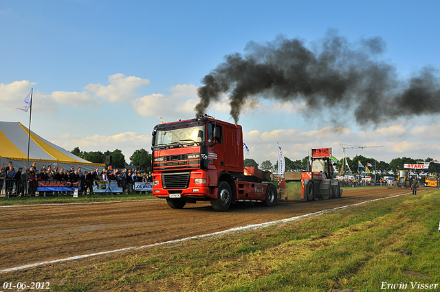 01-06-2012 123-border 01-06-2012 Nederhemert