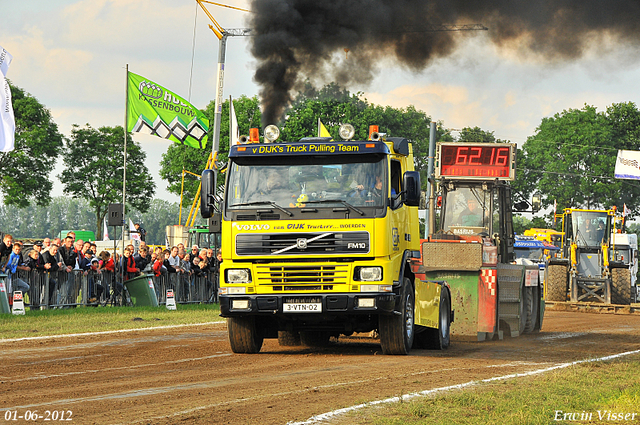 01-06-2012 155-border 01-06-2012 Nederhemert