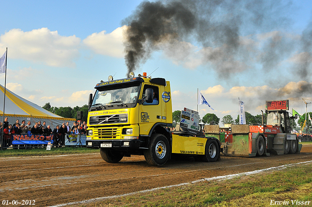 01-06-2012 160-border 01-06-2012 Nederhemert