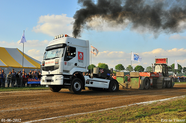 01-06-2012 179-border 01-06-2012 Nederhemert